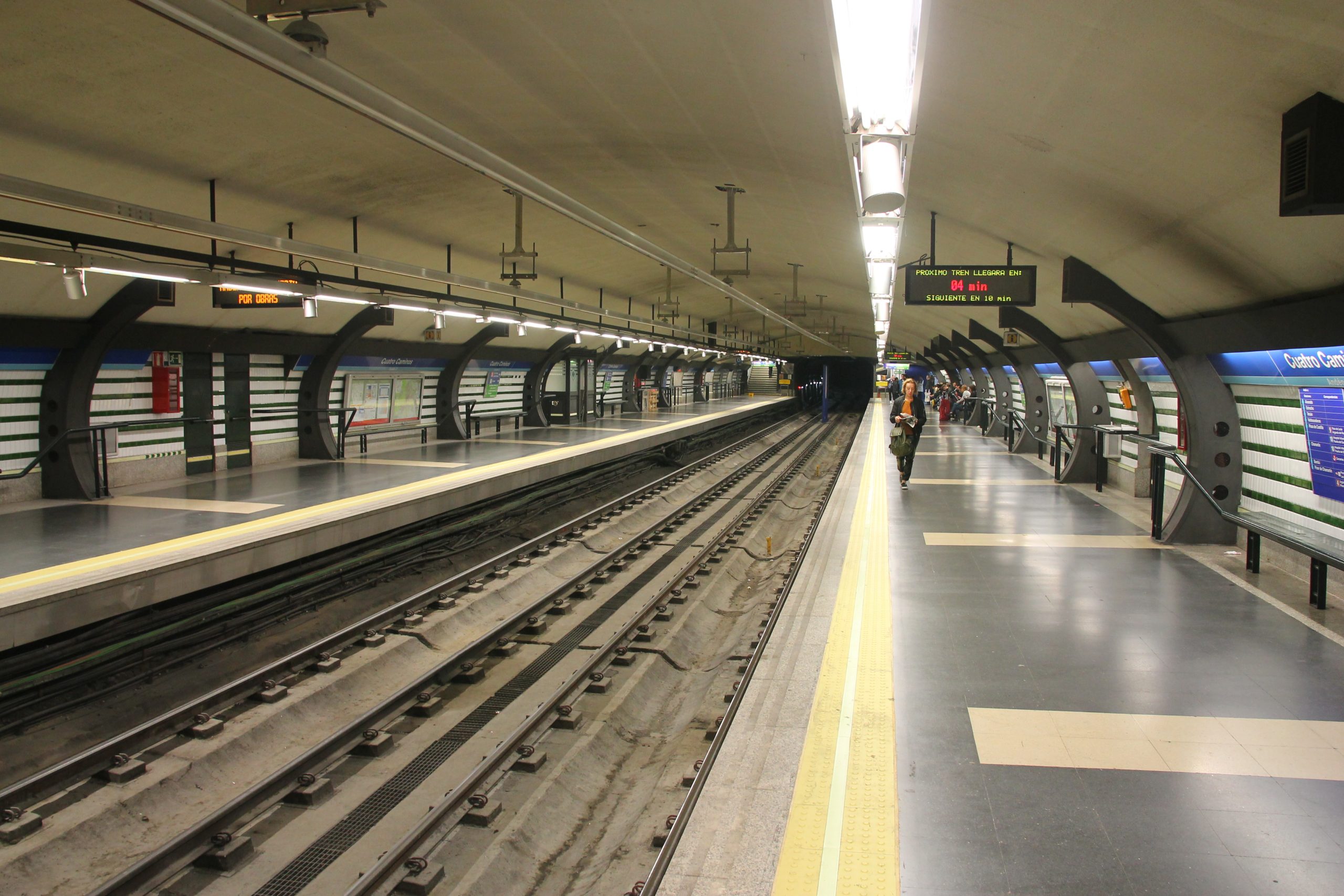 La Línea 1 del Metro de Madrid no es solo un medio de transporte, sino una parte fundamental de la identidad de la ciudad.