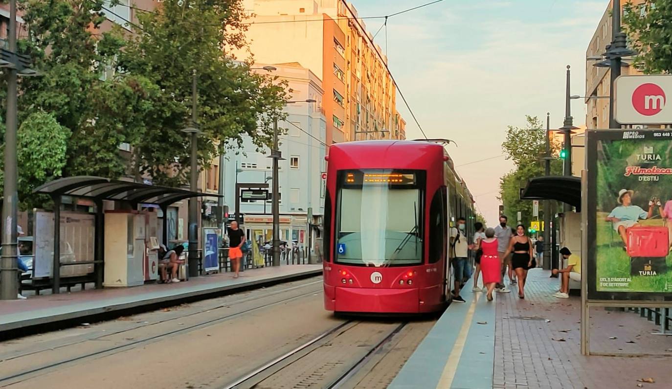 familiarizarte con el horario del metro en Rafelbunyol es fundamental para aprovechar al máximo tu tiempo y moverte con facilidad.